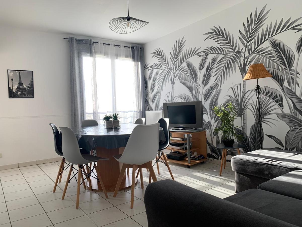 Disney, Sunny Comfortable 2 Bedrooms Family Apartment, 8 Pers, Wifi, Netflix Chessy  Exterior photo